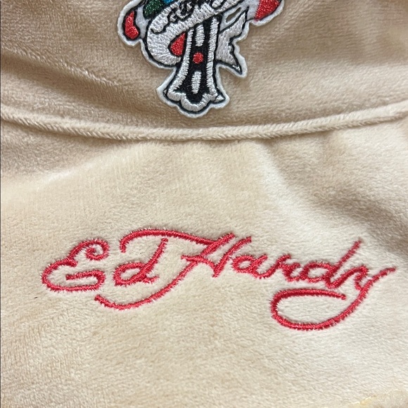 Ed Hardy | Cream Faux Fur Bucket Hat - Picture 5 of 11